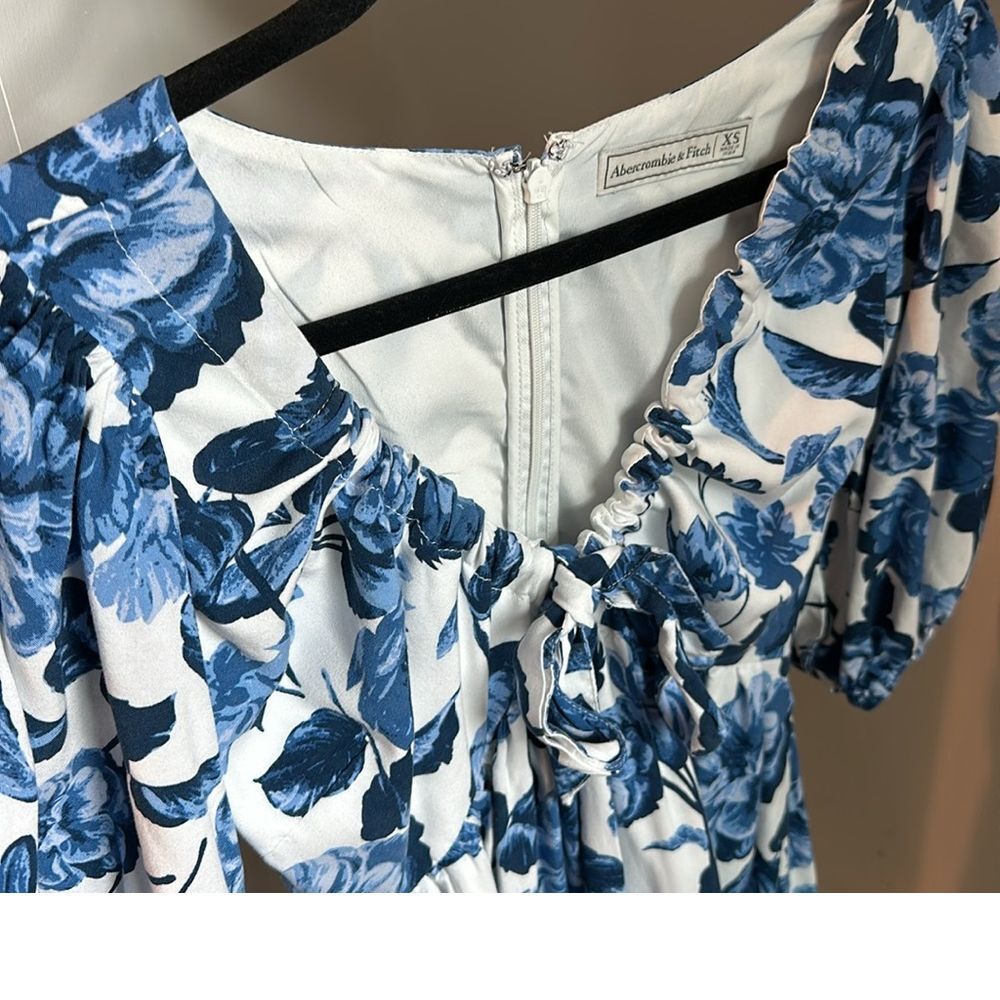 Abercrombie Blue Floral Dress Size XS